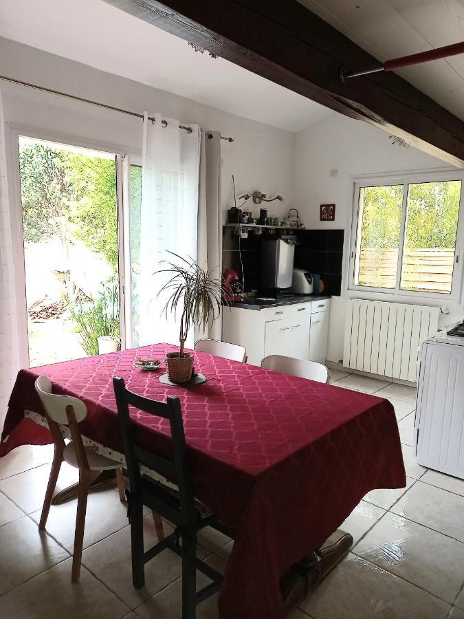 Вілла Loft Ambrussum, Jacuzzi, Jardin,Bbq Люнель Екстер'єр фото